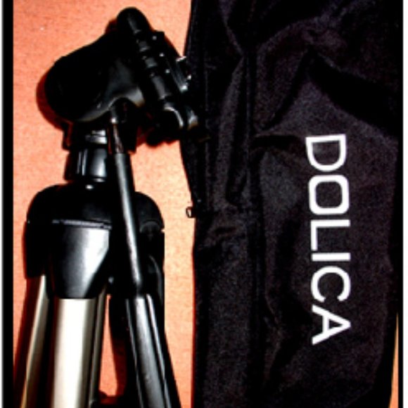 New Rare & Unique Dolica Professional Photography/Video Tripod - Picture 1 of 14